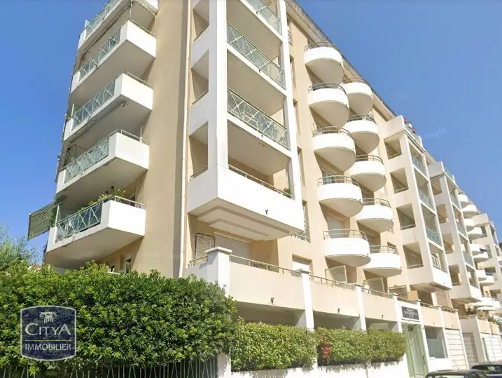 Photo 1 Appartement 1 pièce 20m²