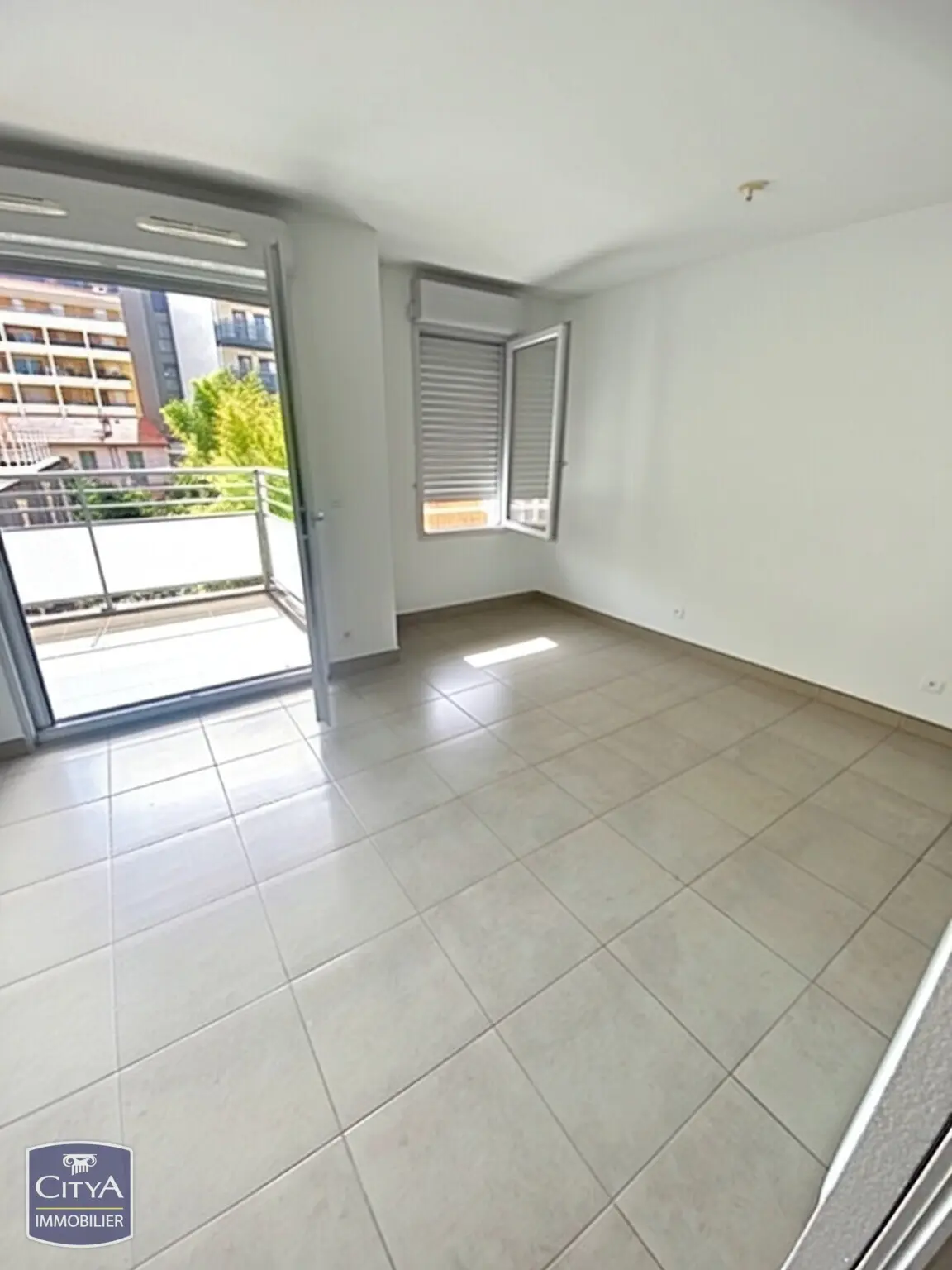 Photo 1 Appartement 1 pièce 21.23m²