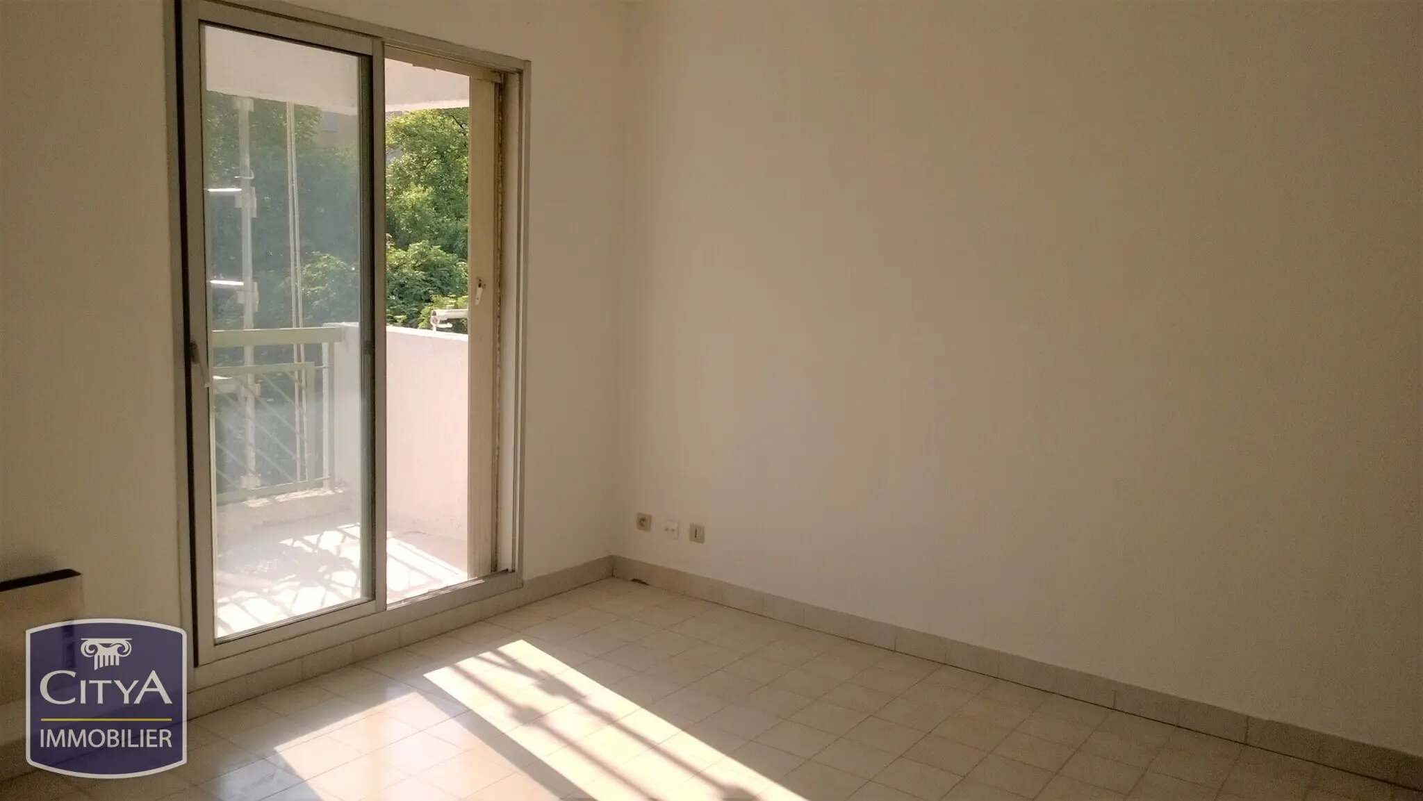 Photo 2 Appartement 1 pièce 22.15m²