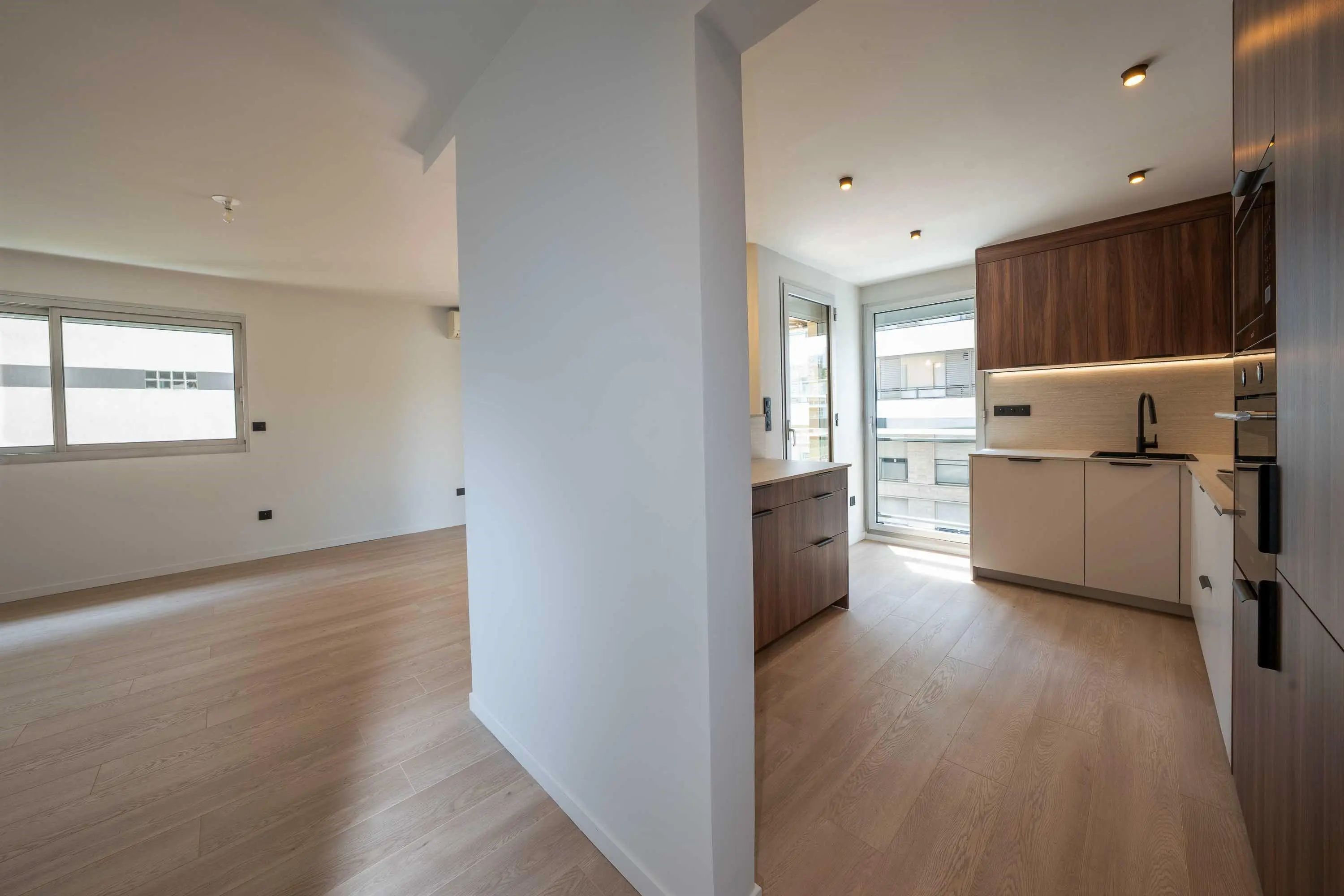 Photo 4 Appartement 4 pièces 77.2m²
