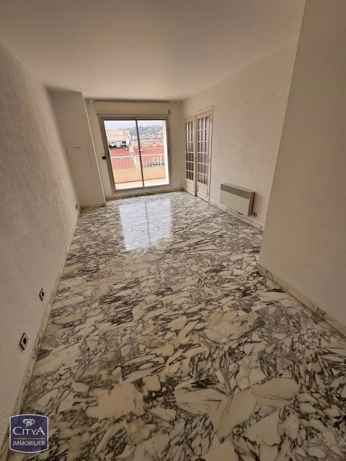 Photo 1 Appartement 1 pièce 30.41m²