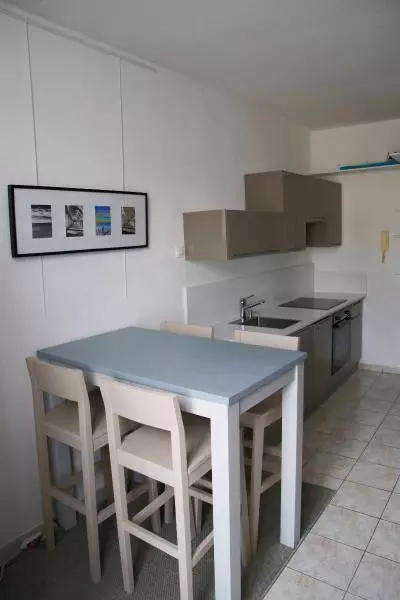 Illustration pour Appartement 2 pièces 62m² Photo Appartement 2 pièces 62m²