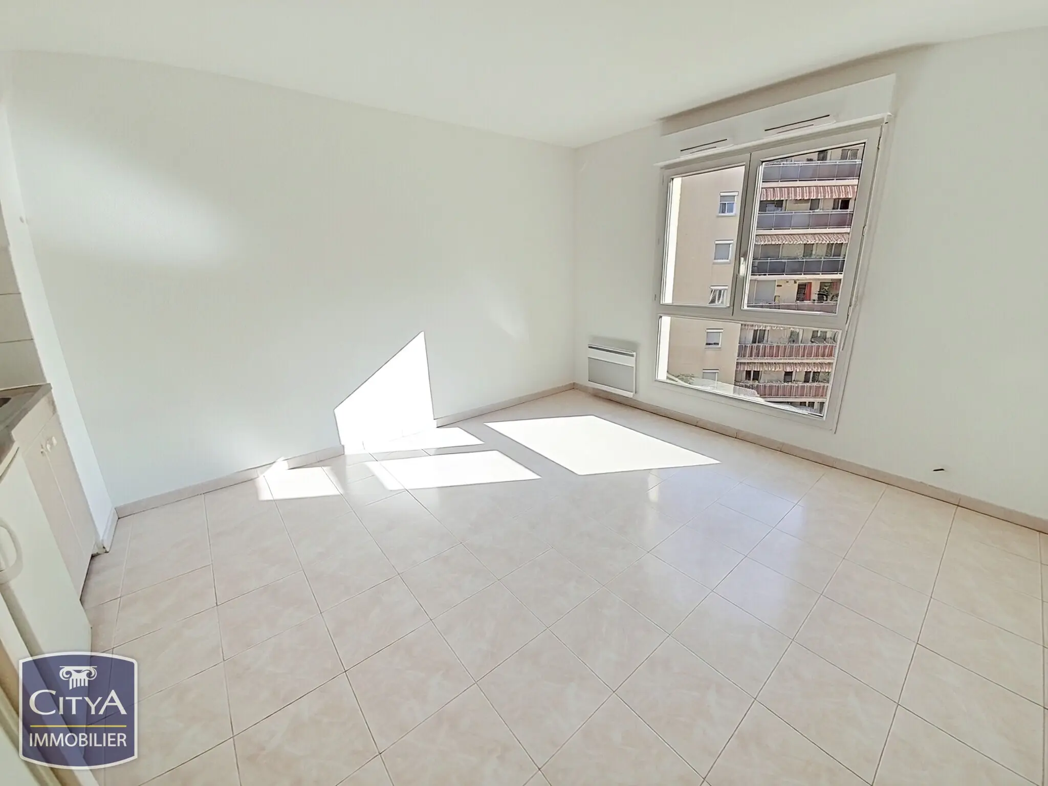 Photo 1 Appartement 1 pièce 20m²