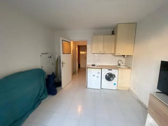 Photo 3 Appartement 1 pièce 15.93m²