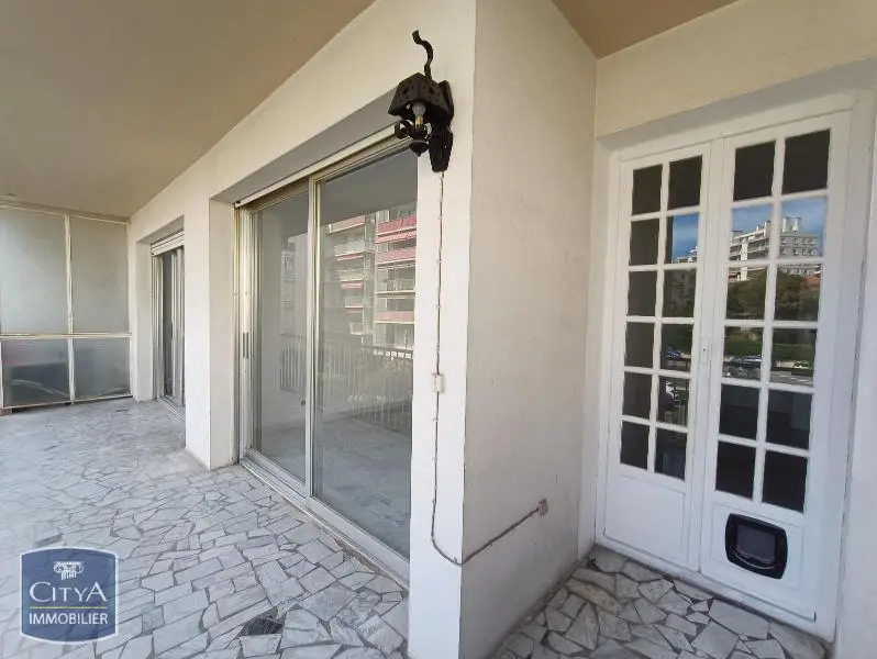 Photo 2 Appartement 2 pièces 61.78m²