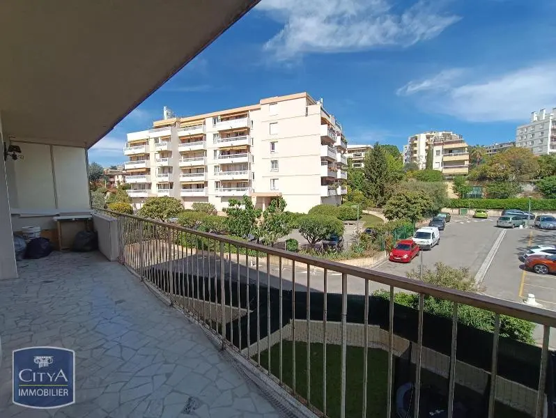 Photo 1 Appartement 2 pièces 61.78m²