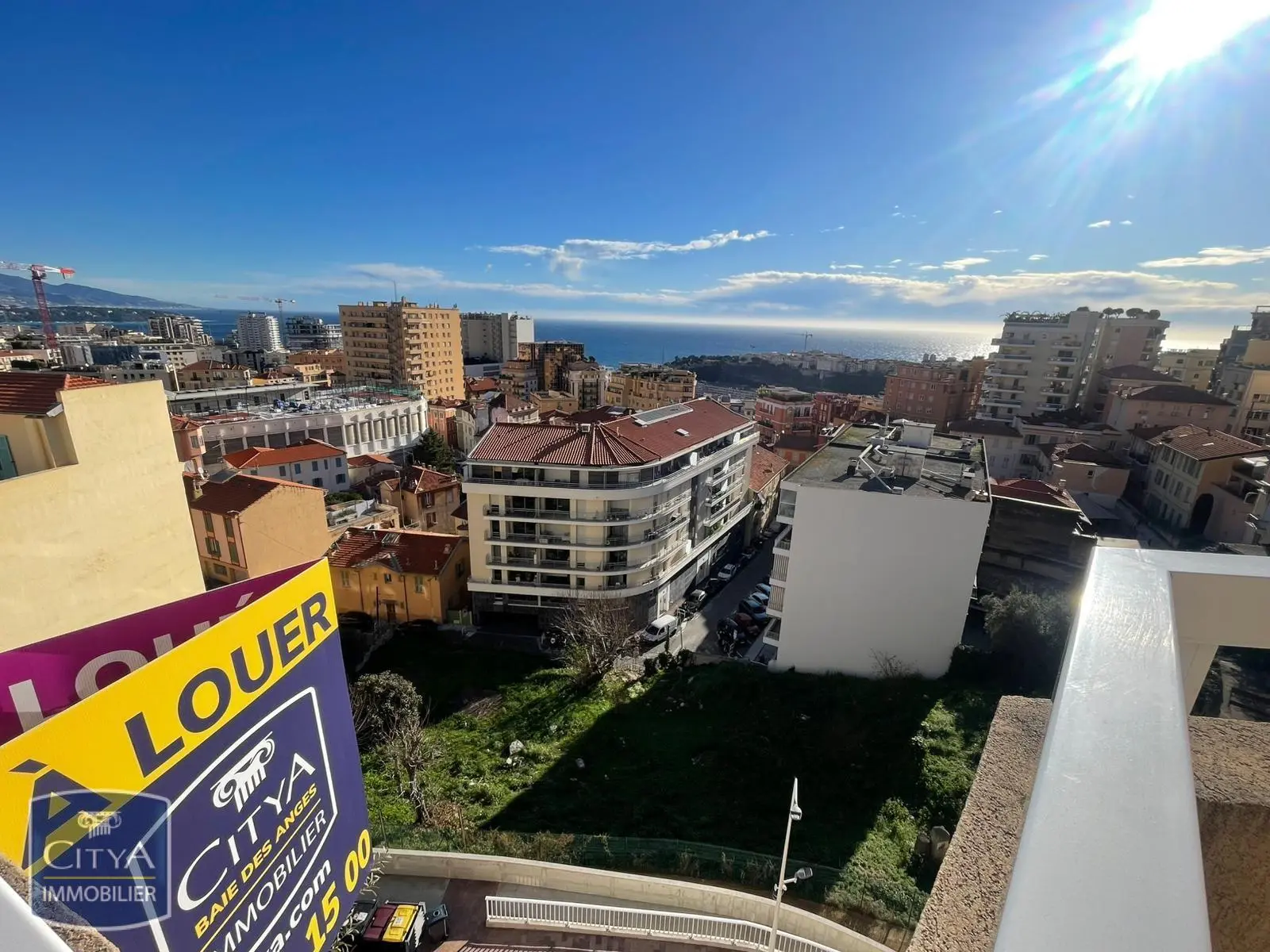 Photo 1 Appartement 1 pièce 27.86m²