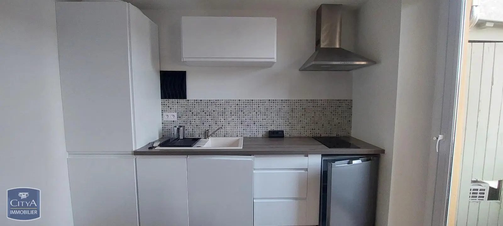 Photo 2 Appartement 1 pièce 20.07m²