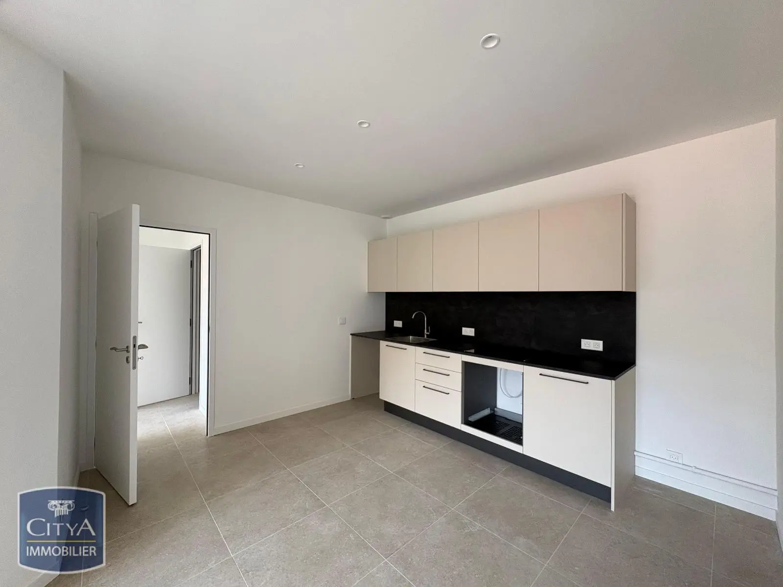 Photo 1 Appartement 3 pièces 63.85m²