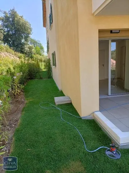 Photo 8 Appartement 1 pièce 26.01m²