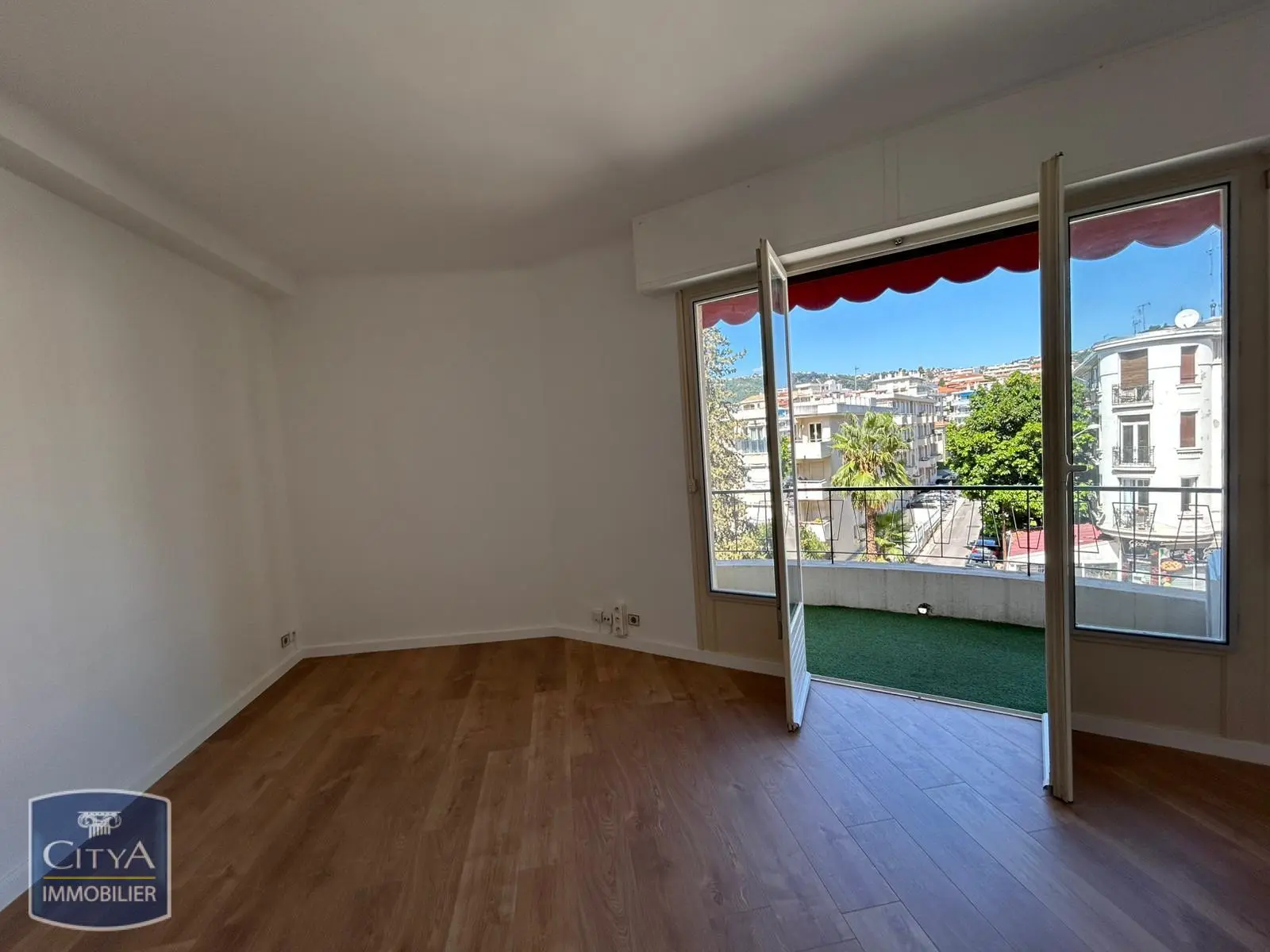 Photo 2 appartement Nice