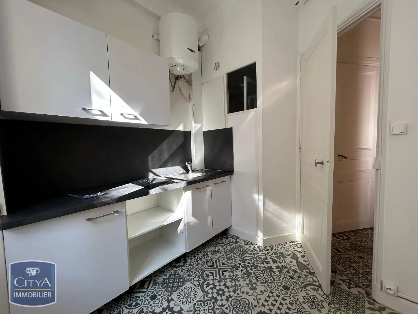 Photo 4 Appartement 1 pièce 24.79m²