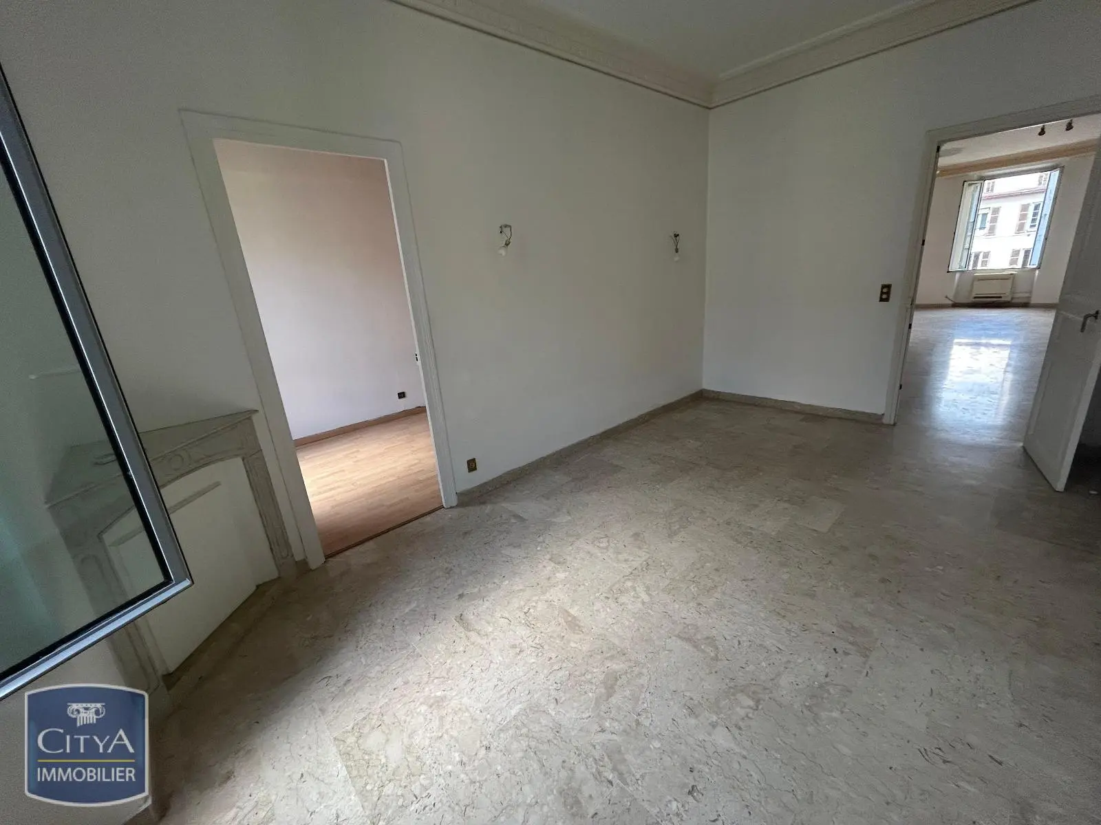 Photo 15 Appartement 4 pièces 103.96m²