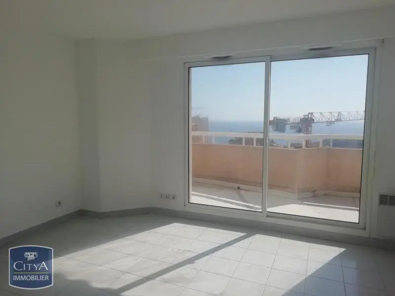 Photo 3 Appartement 1 pièce 27.86m²