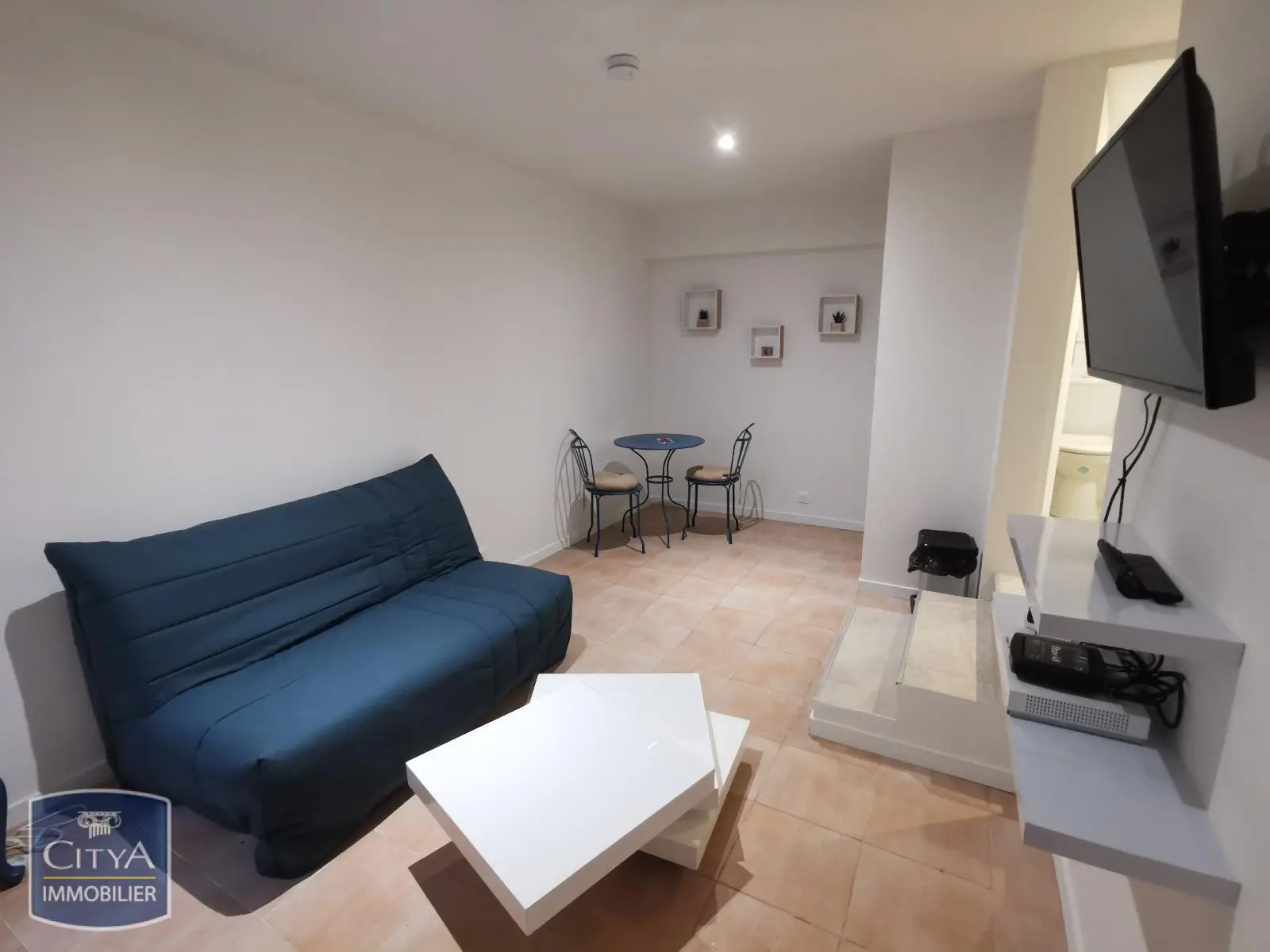 Photo 2 Appartement 1 pièce 18.05m²