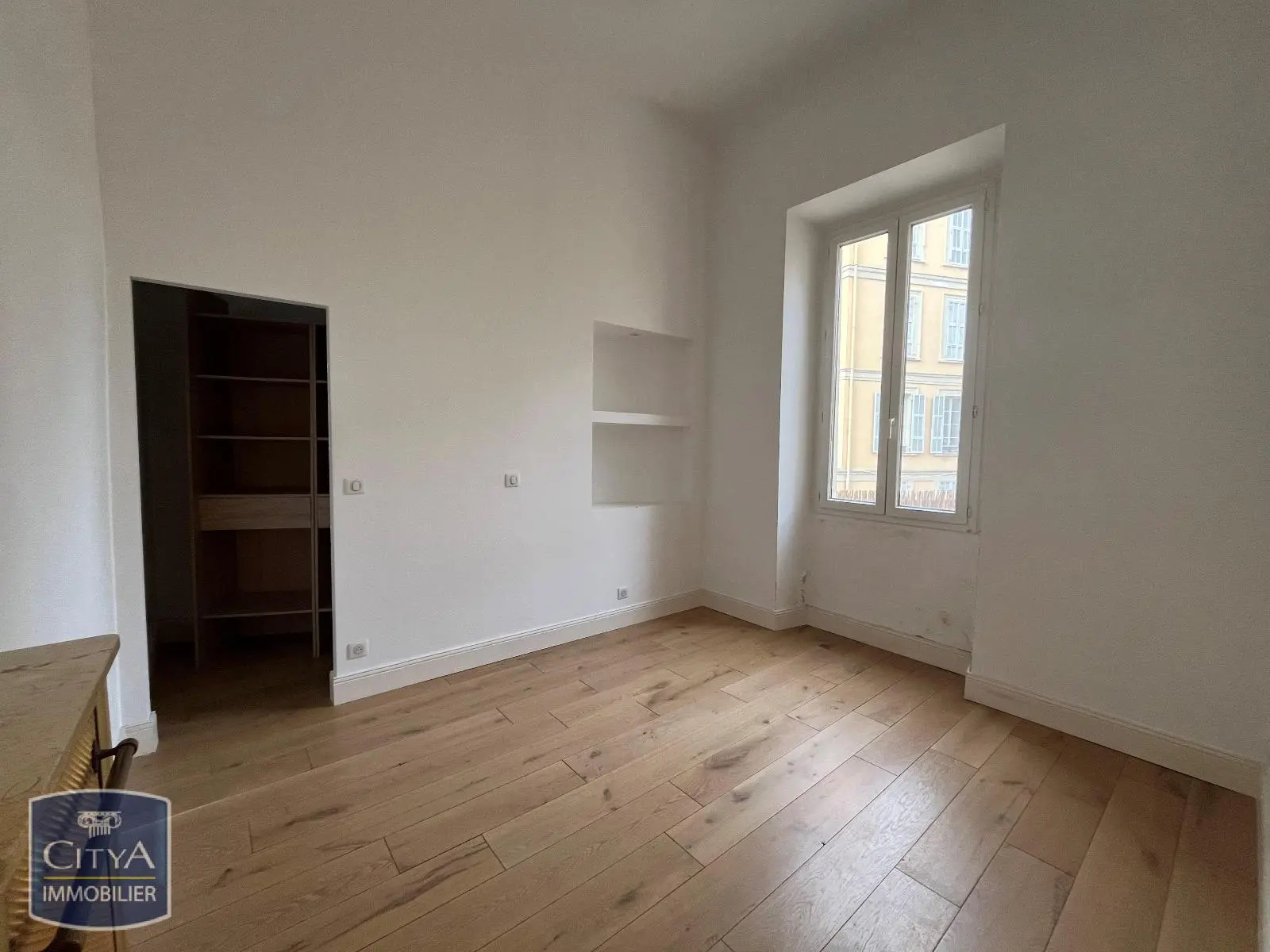 Photo 14 Appartement 4 pièces 137m²