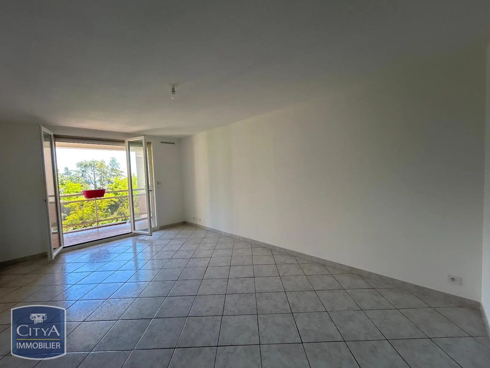 Photo 3 Appartement 2 pièces 46m²