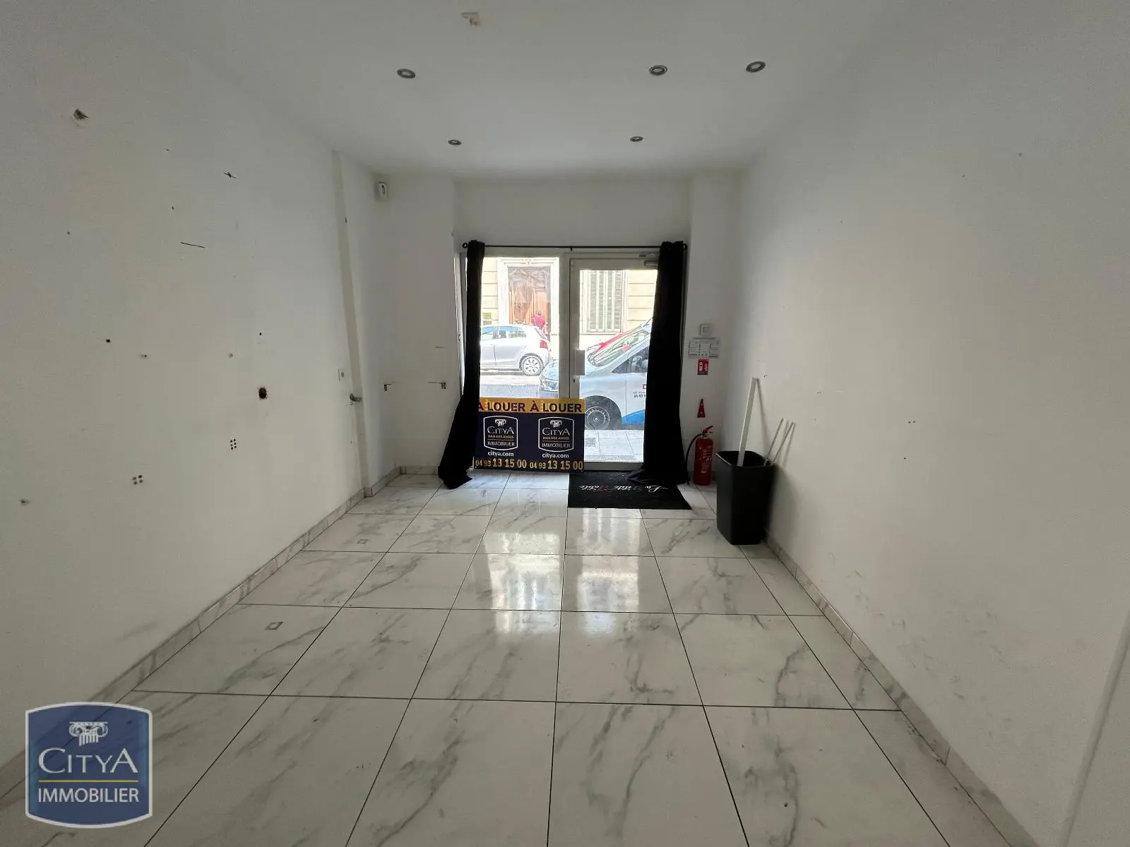 Photo 3 Local Commercial 32.41m²