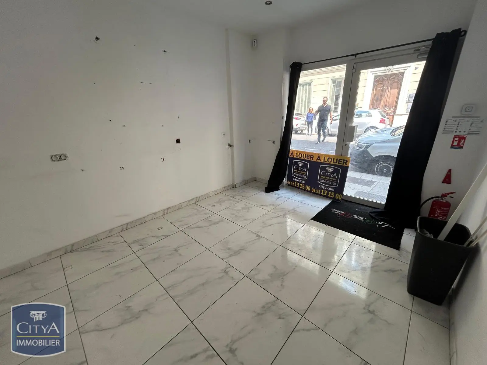 Photo 1 Local Commercial 32.41m²