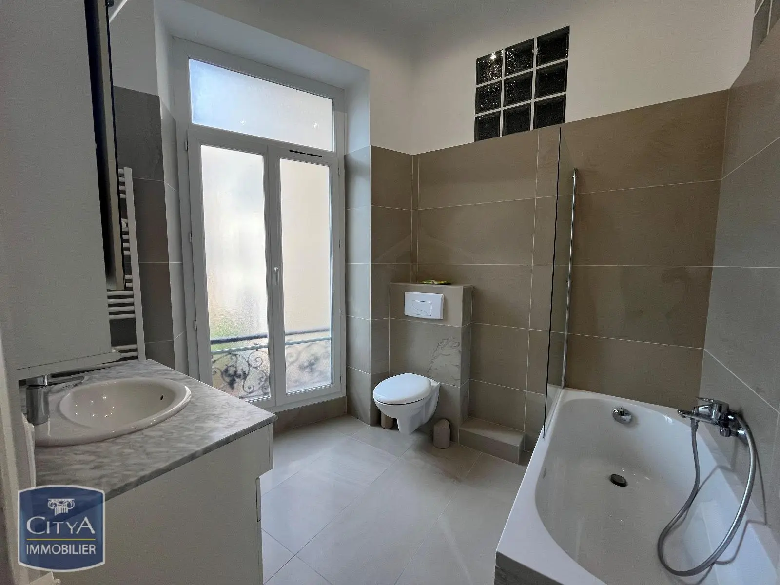 Photo 10 Appartement 4 pièces 137m²