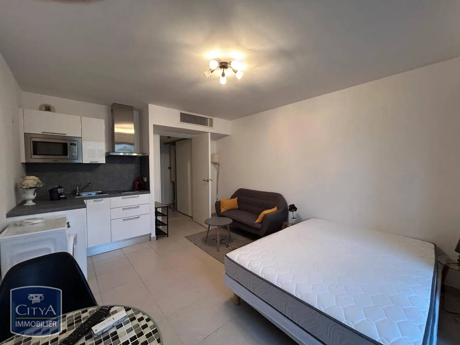 Photo 2 Appartement 1 pièce 20.83m²