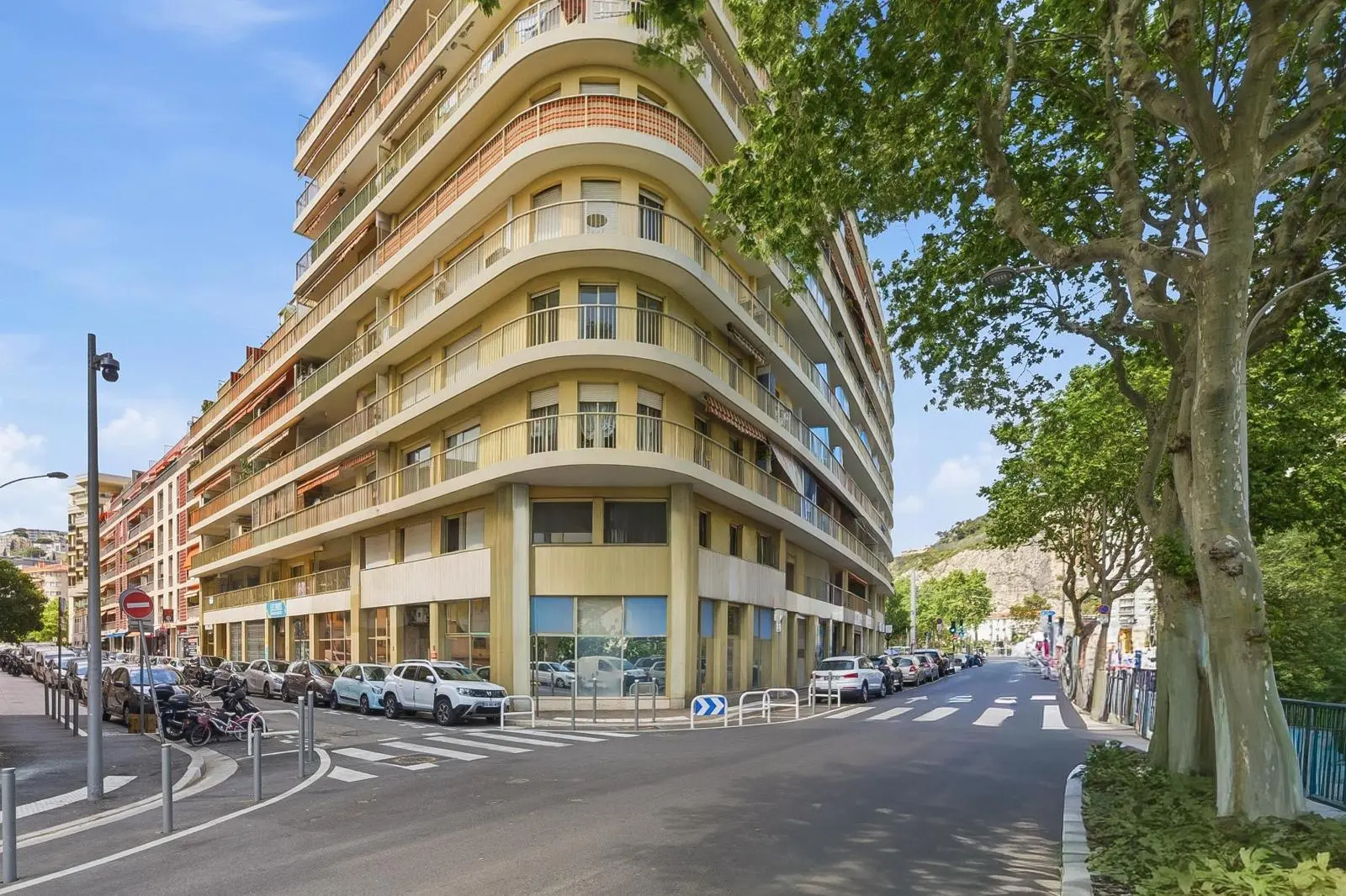 Photo 1 Appartement 1 pièce 30m²