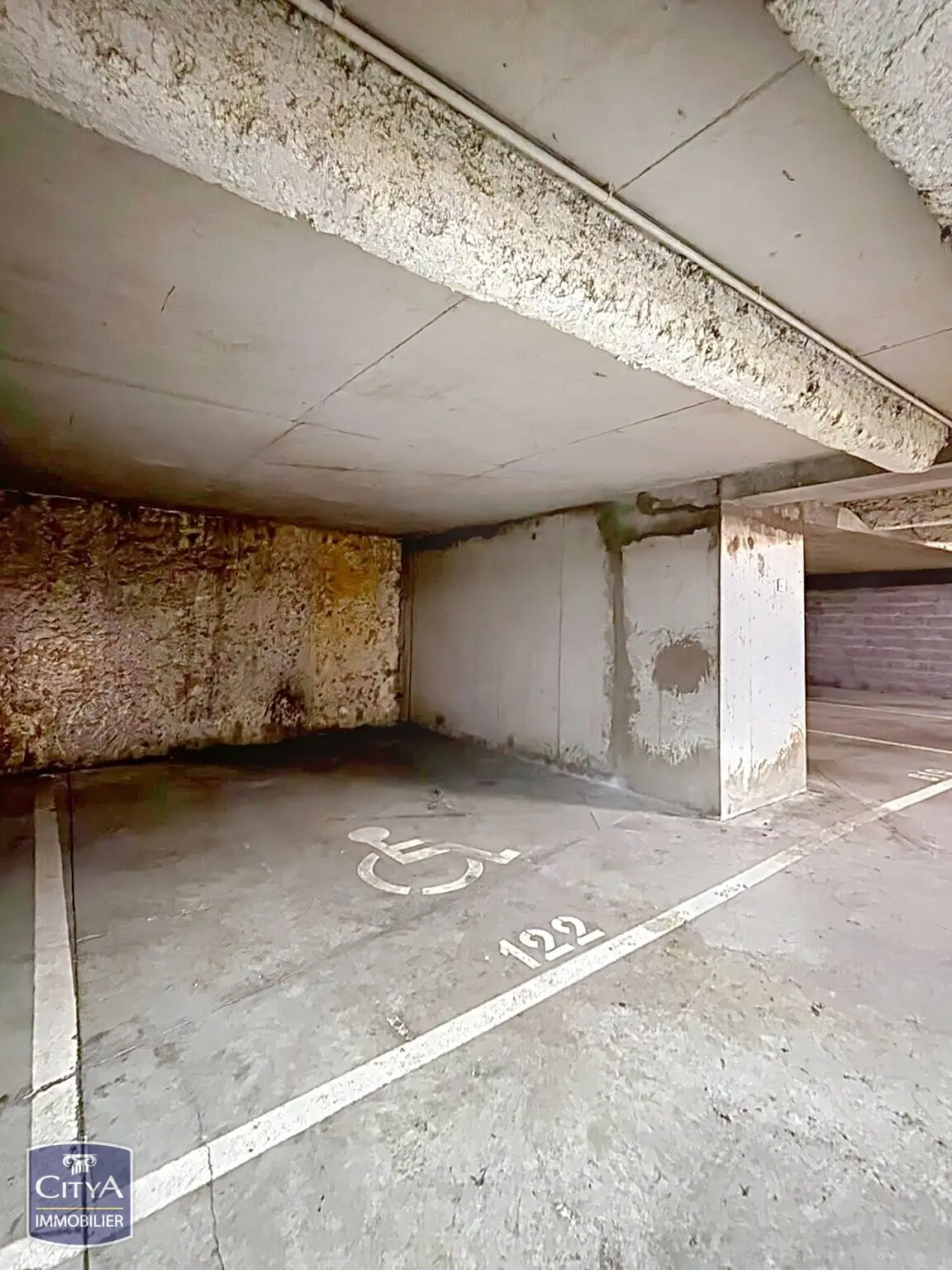 Photo 3 Parking 15m²