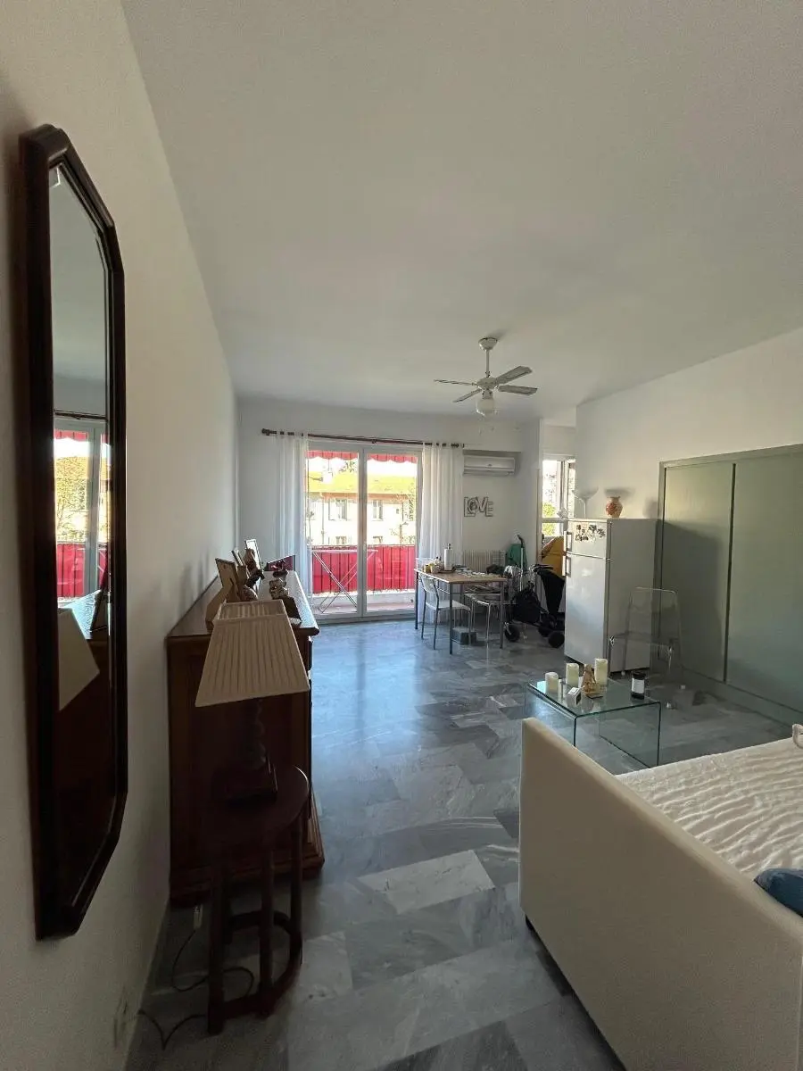 Photo 1 Appartement 1 pièce 30.14m²