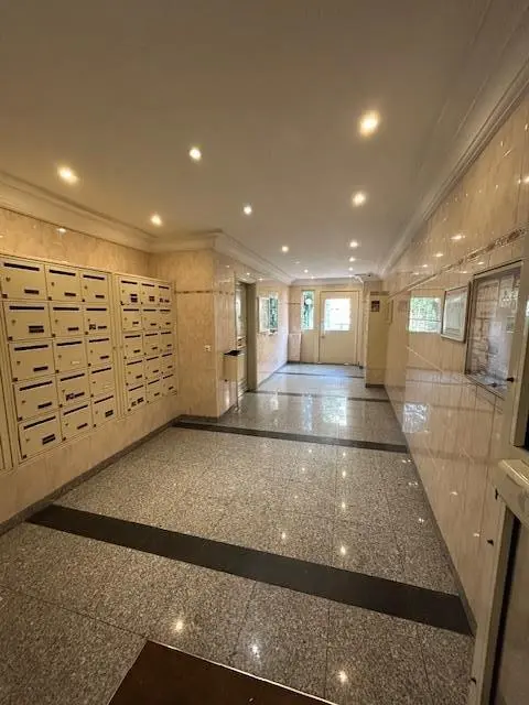 Photo 2 Appartement 1 pièce 21.75m²