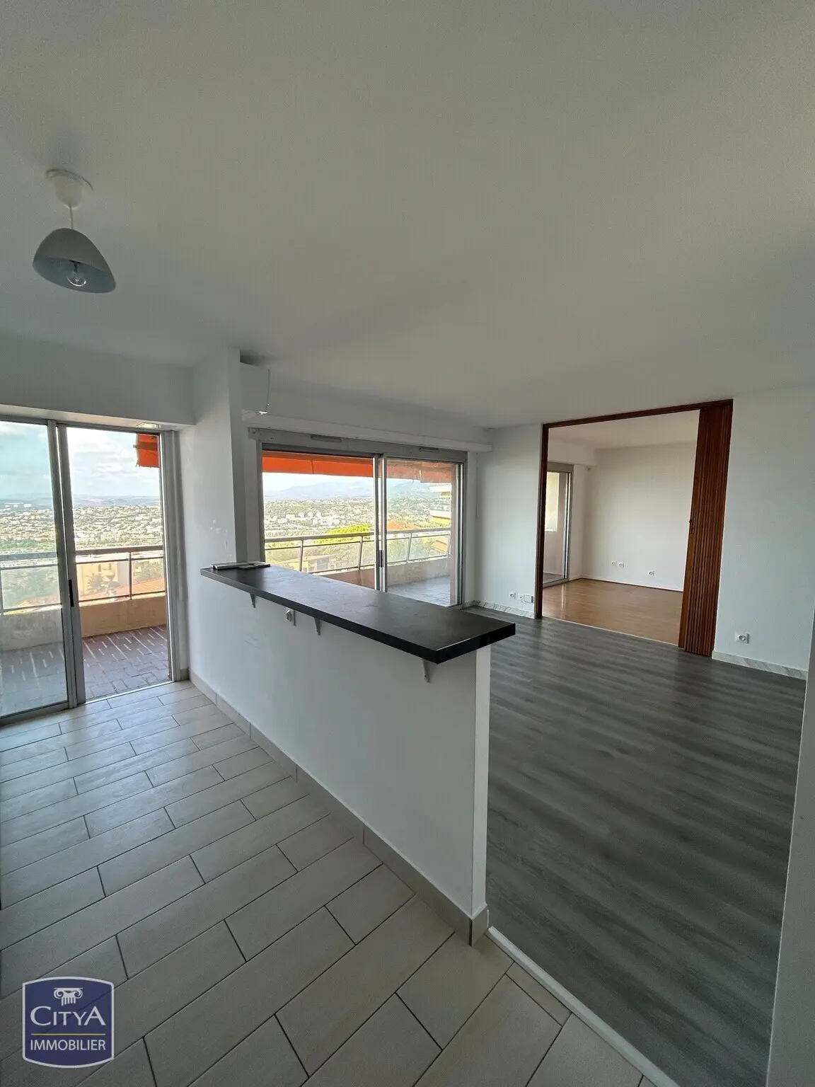 Photo 2 Appartement 2 pièces 52.58m²
