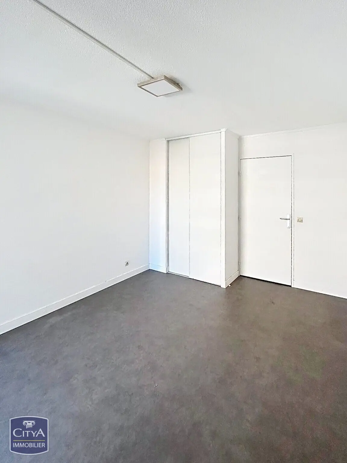 Photo 2 Appartement 1 pièce 21.75m²