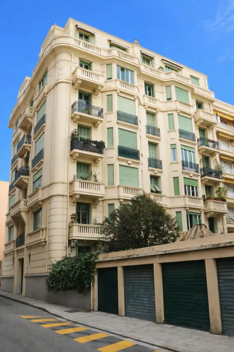 Photo 1 Appartement 4 pièces 107m²