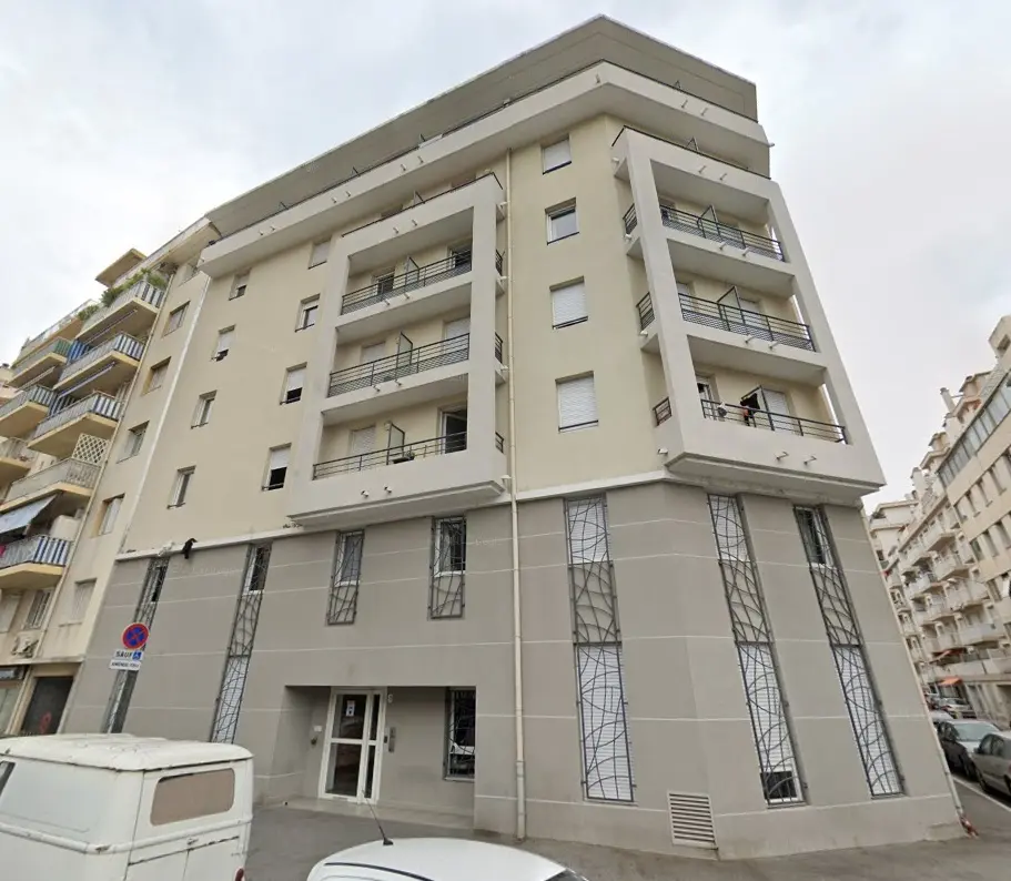 Photo 1 Appartement 1 pièce 22.3m²