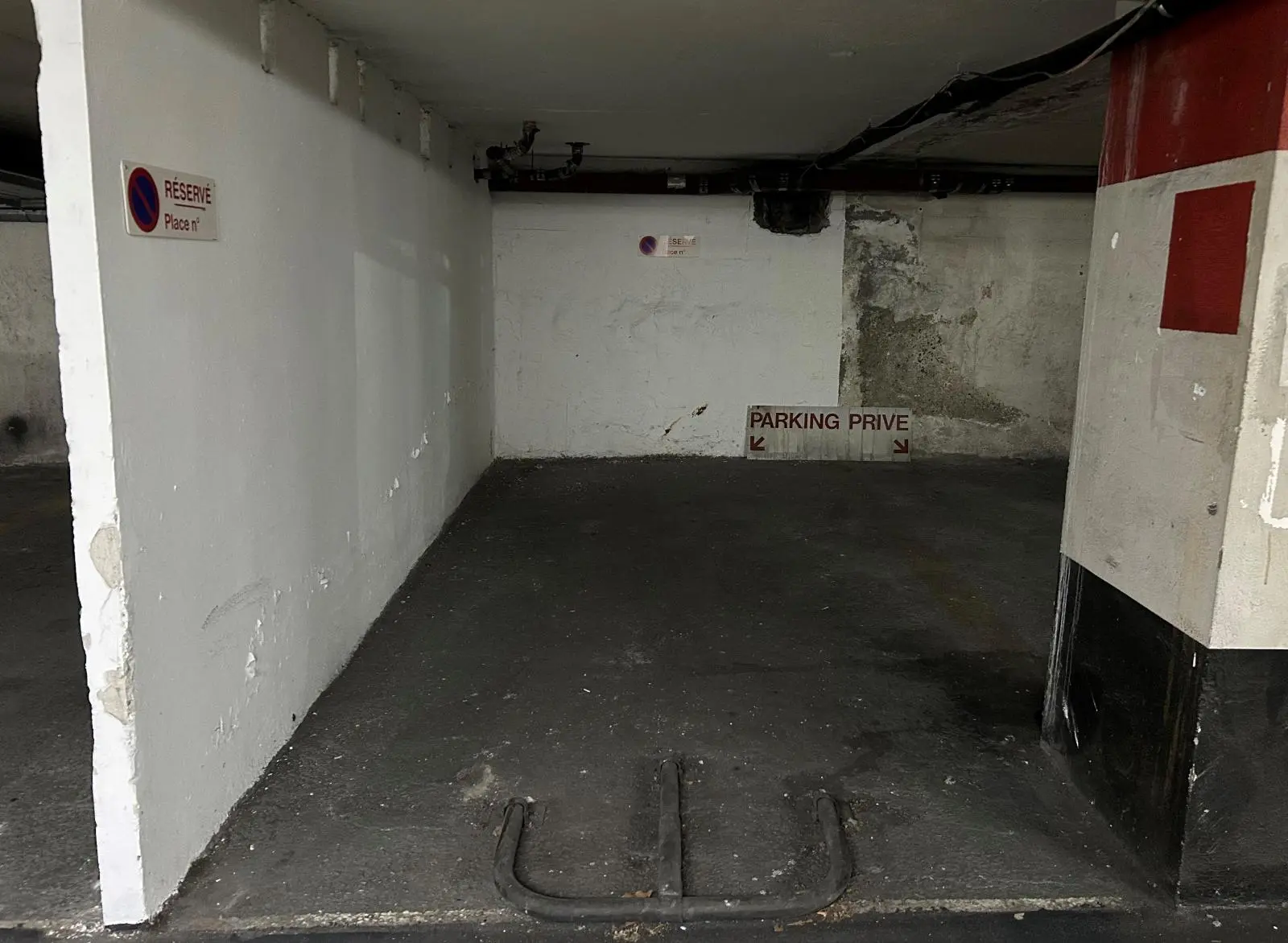 Photo 1 Parking