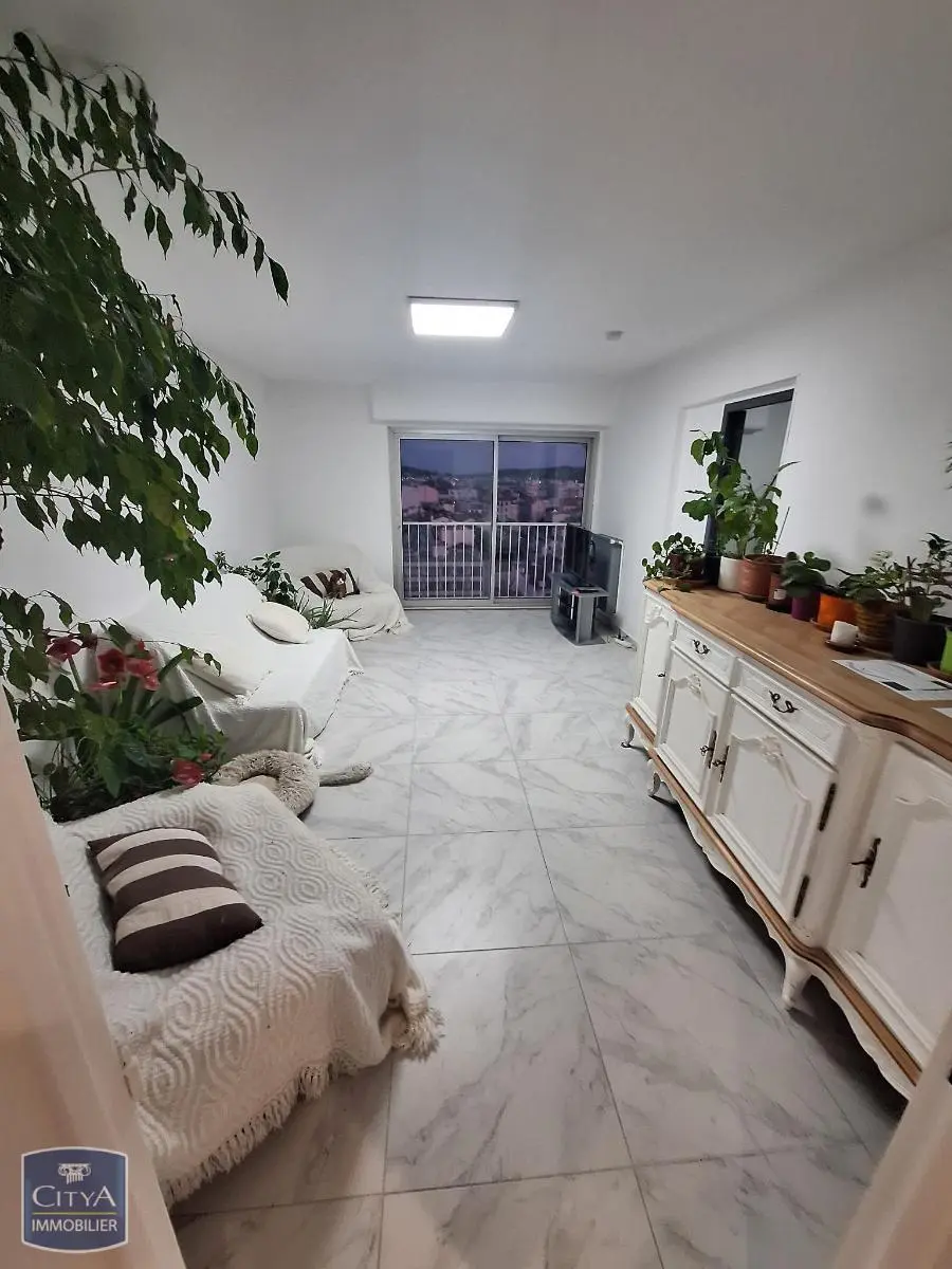 Photo 1 Appartement 5 pièces 87m²