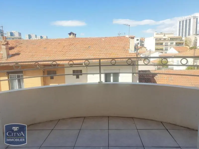 Photo 2 Appartement 1 pièce 26.02m²