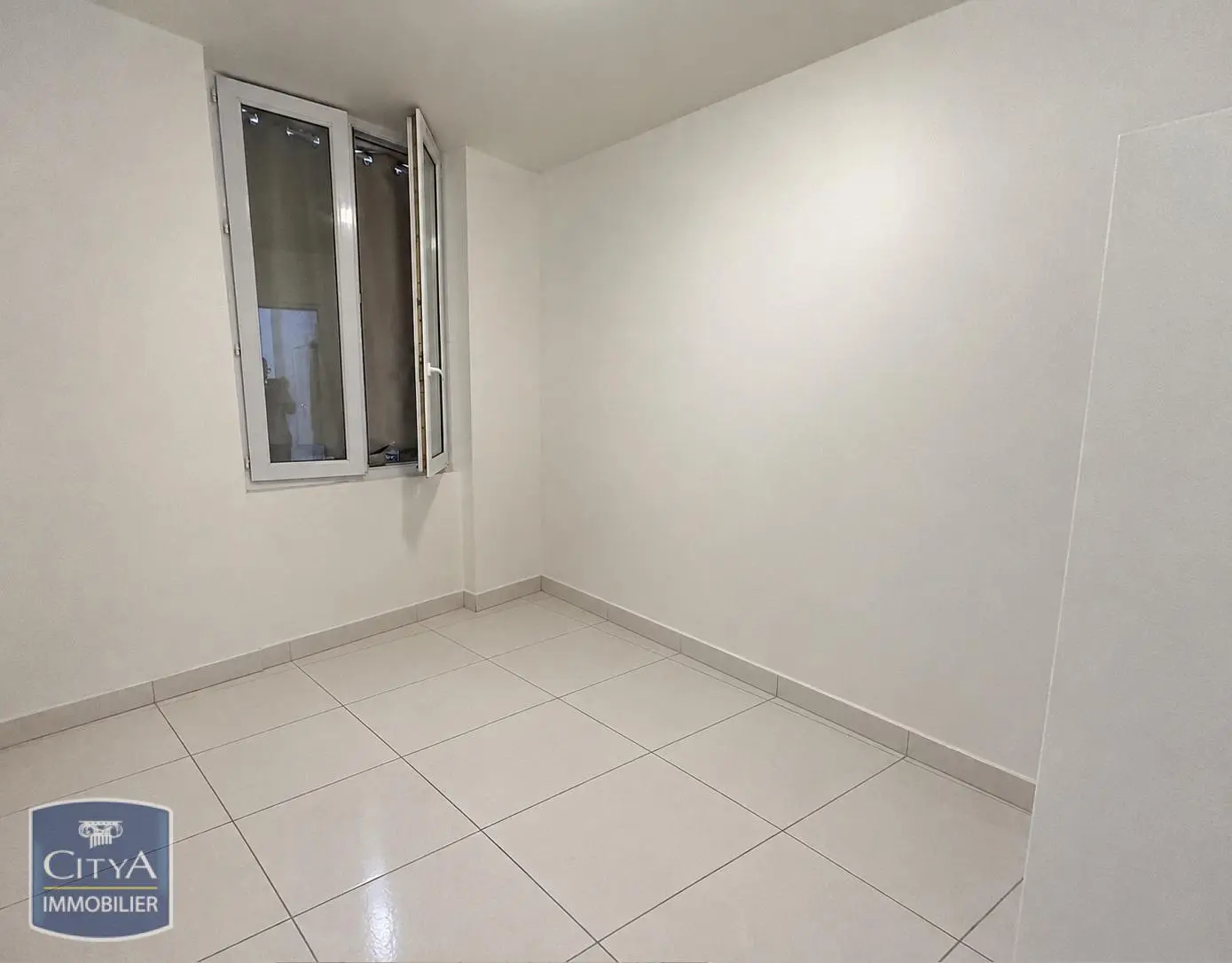 Photo 4 Appartement 1 pièce 26.9m²