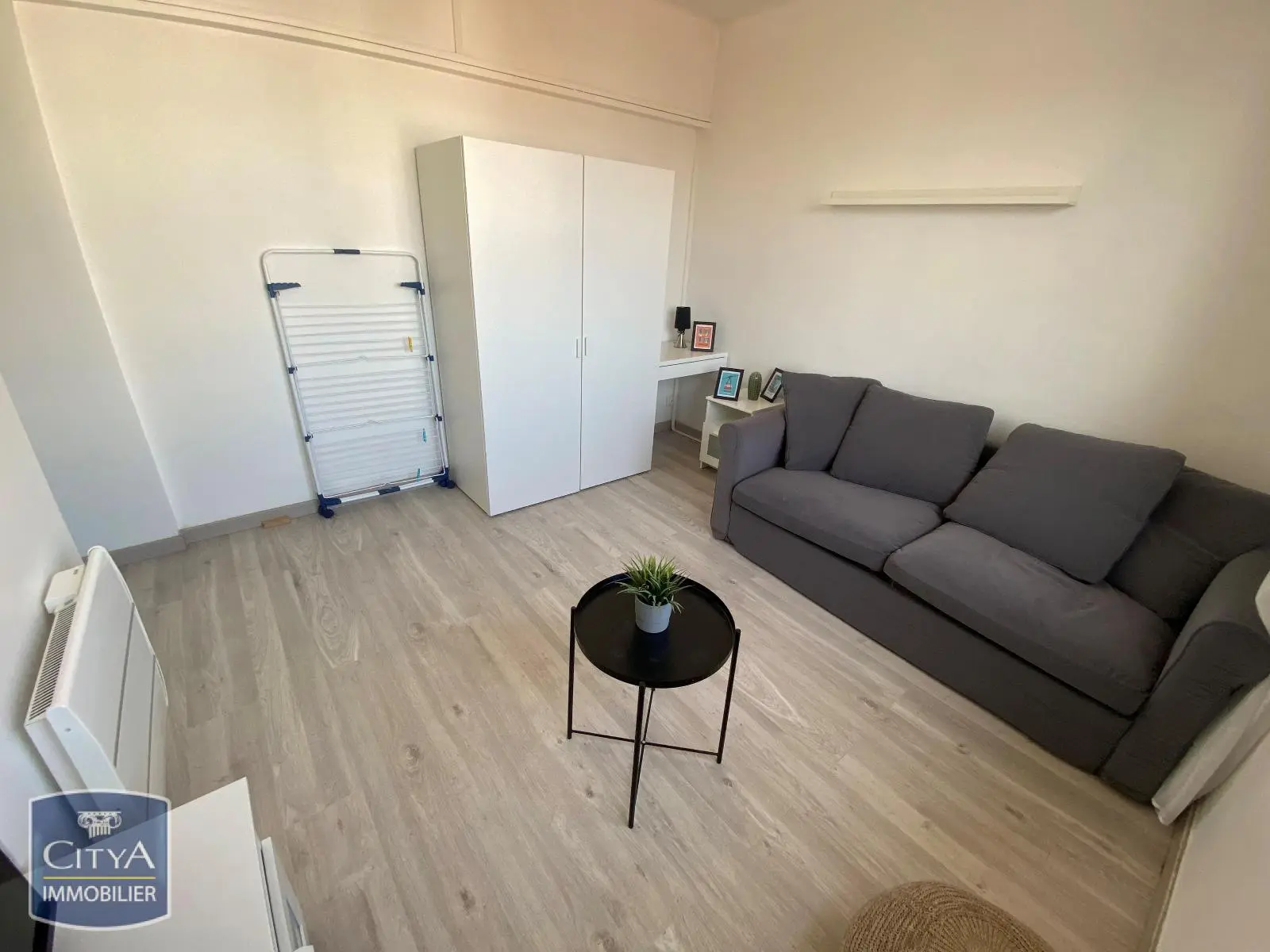 Photo 2 Appartement 1 pièce 25.27m²