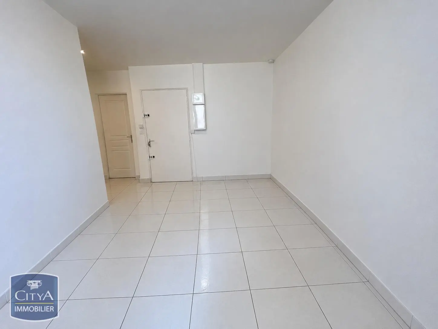 Photo 3 Appartement 1 pièce 26.9m²