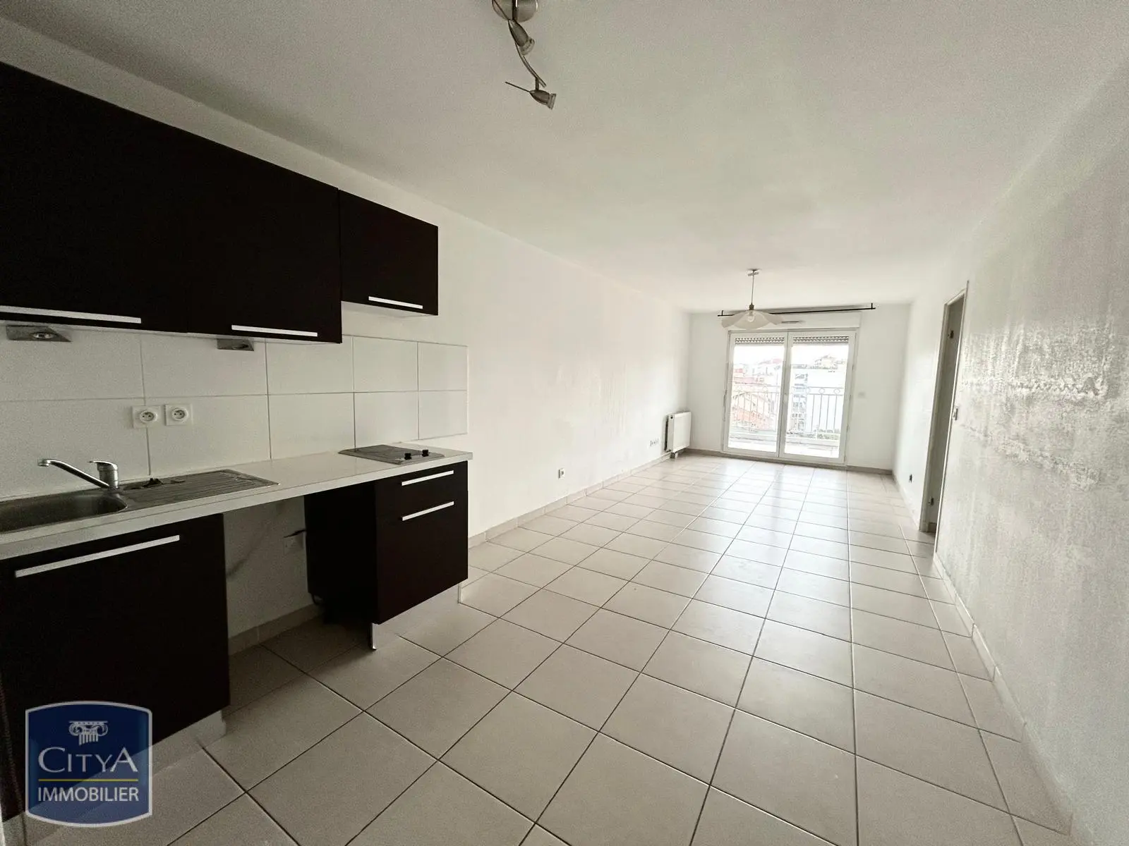 Photo 1 Appartement 3 pièces 53.96m²