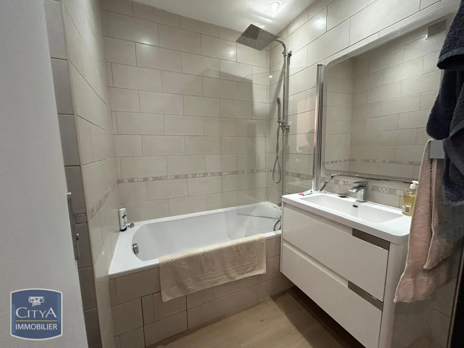 Photo 8 Appartement 4 pièces 111.15m²