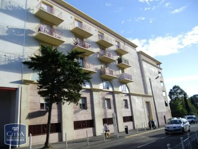 Photo 1 Appartement 1 pièce 30.3m²