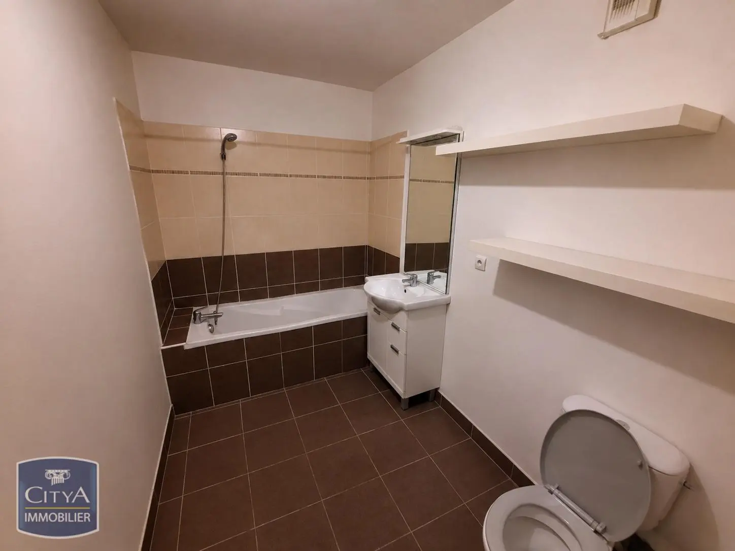 Photo 4 Appartement 1 pièce 32.87m²