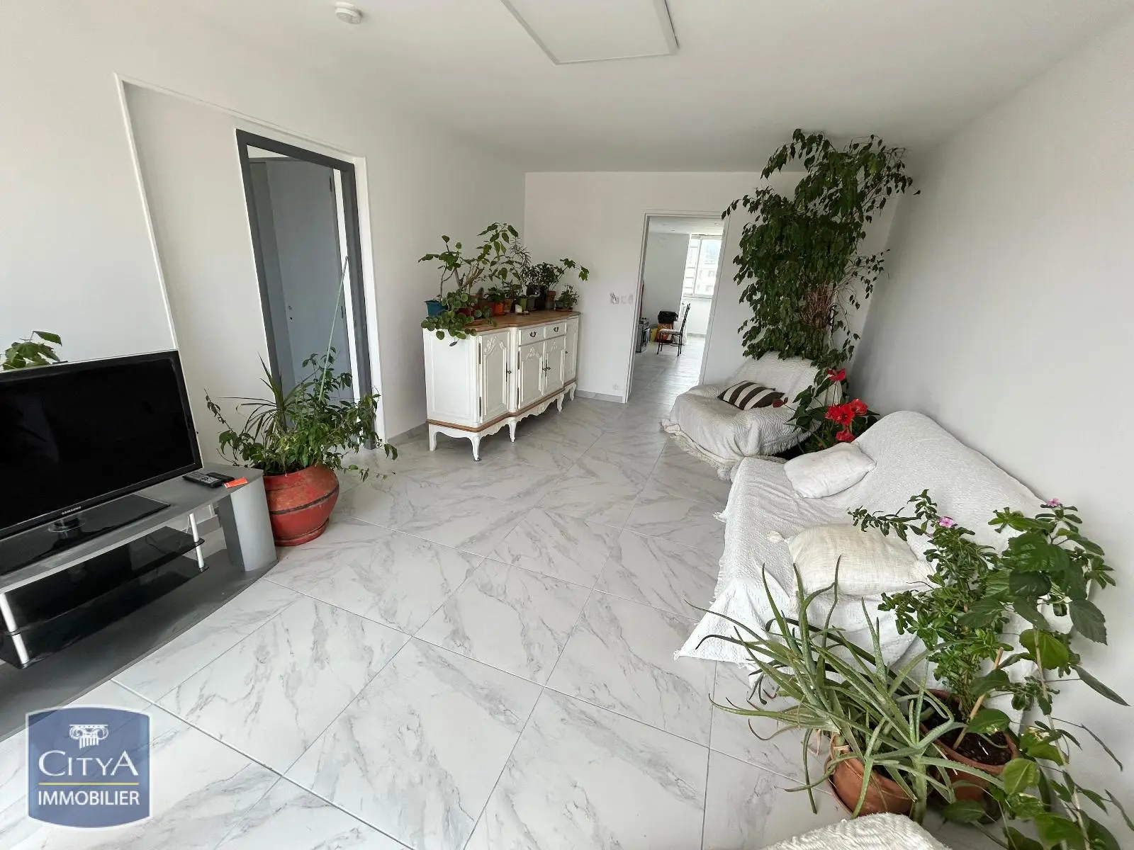 Photo 1 Appartement 5 pièces 87m²