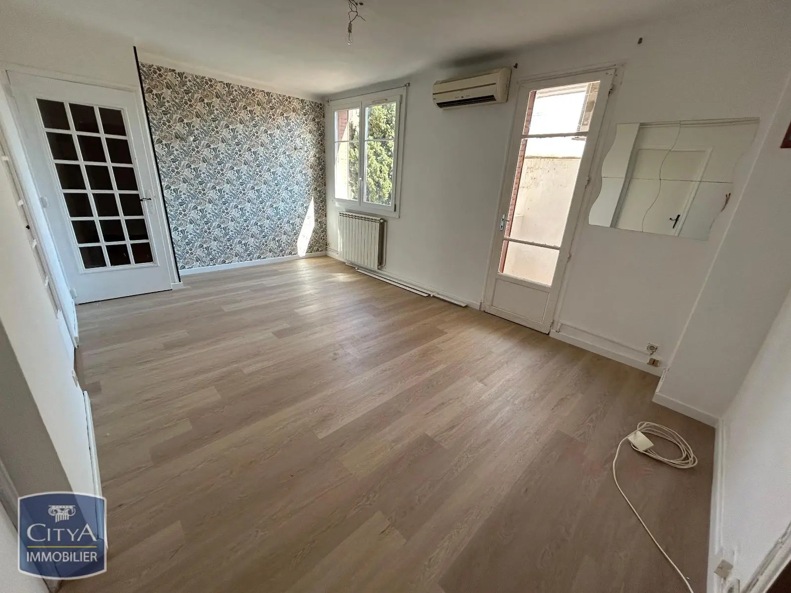 Photo 1 Appartement 4 pièces 65m²
