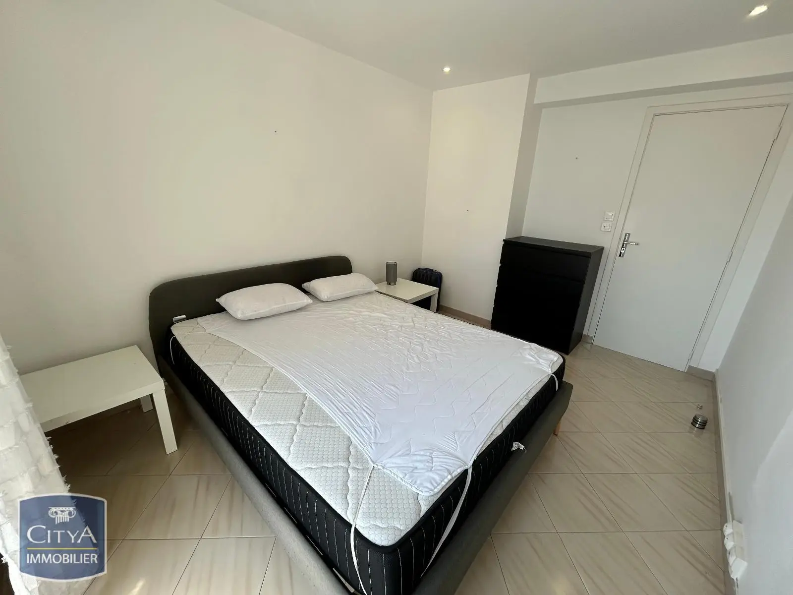 Photo 15 Appartement 4 pièces 131.8m²