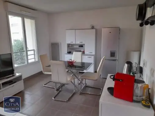 Photo 3 Appartement 1 pièce 32.87m²