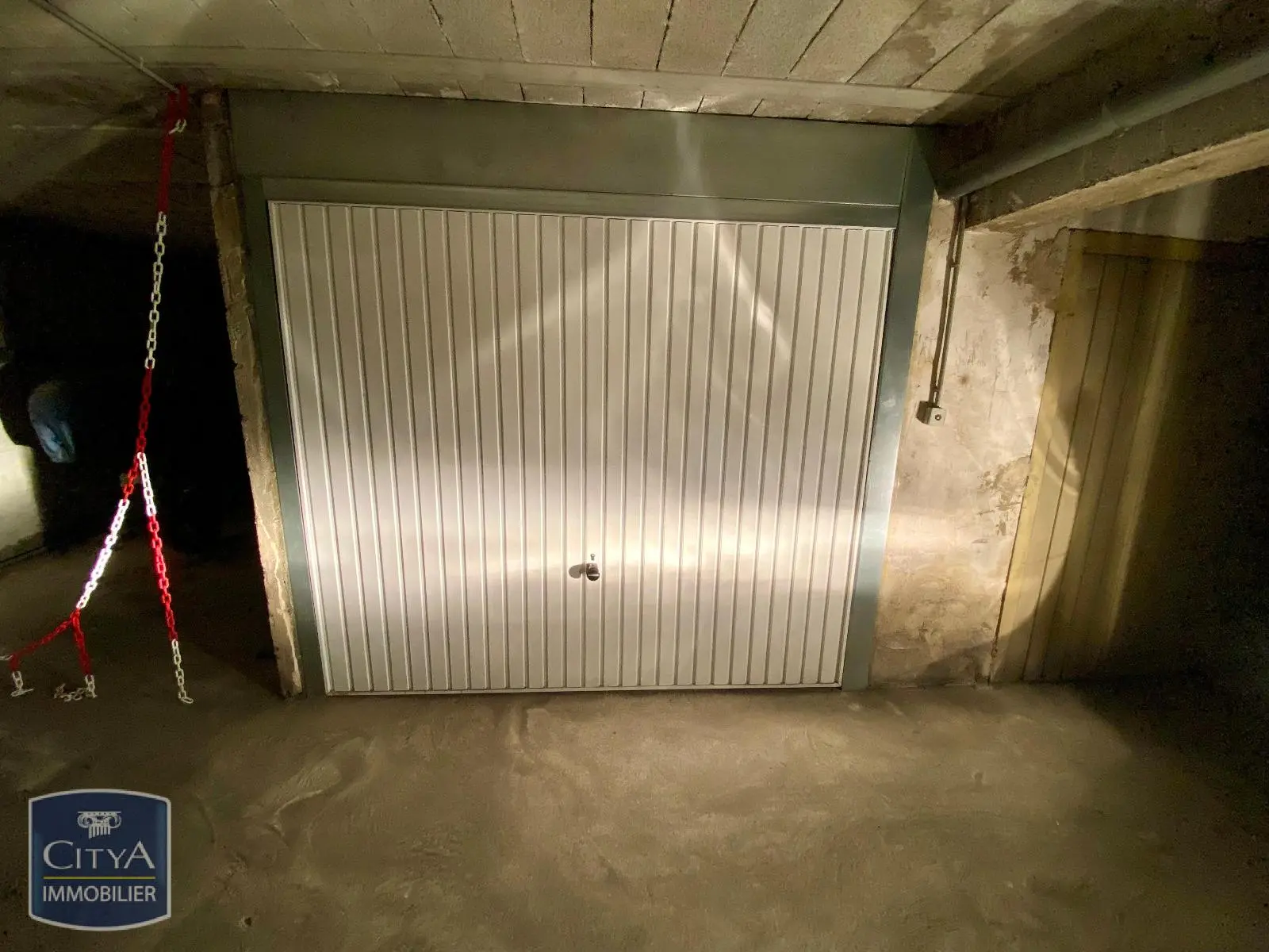 Photo 2 Parking 10m²