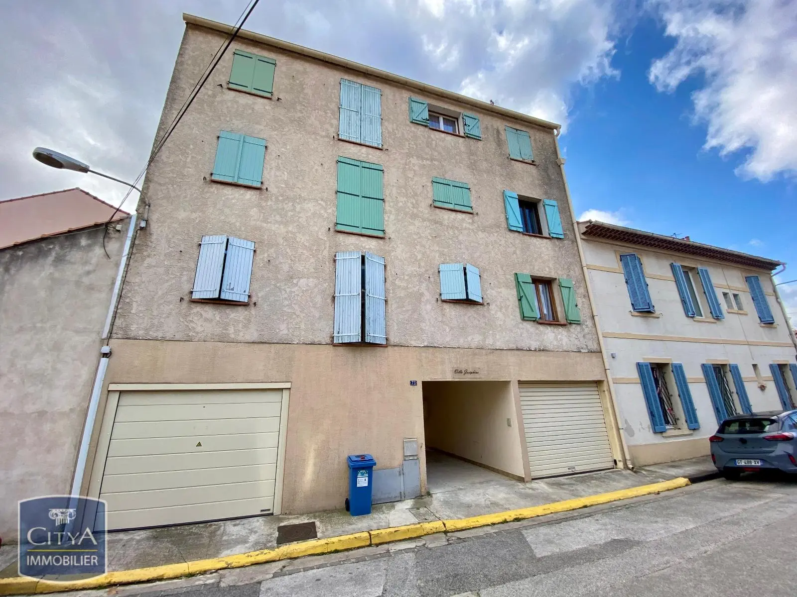 Photo 1 Parking 10m²