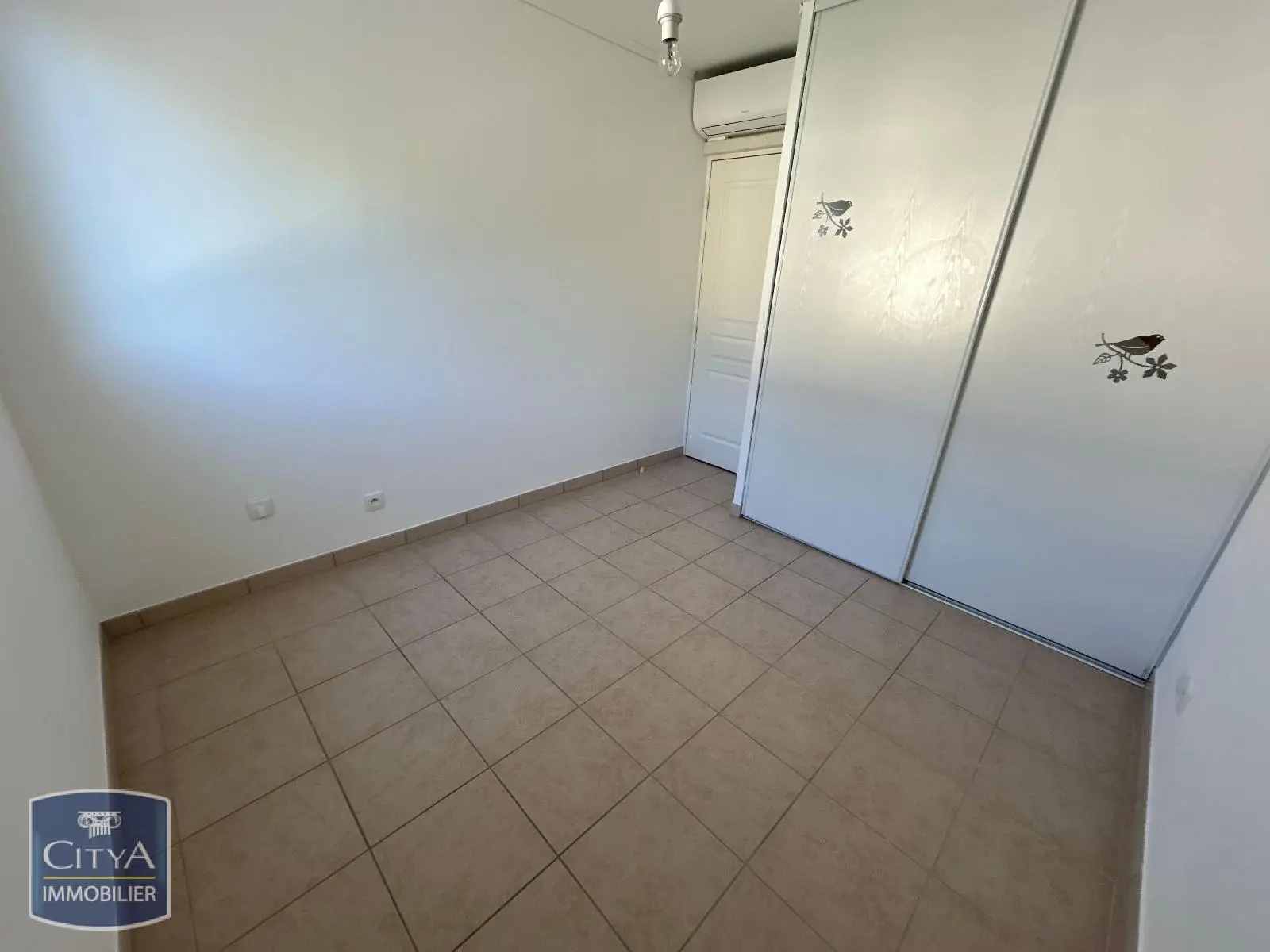 Photo 16 Appartement 4 pièces 100.03m²